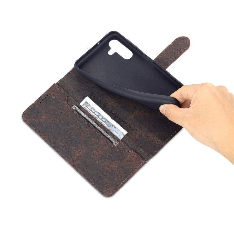 EDA004137001E_5.jpg@9d82be929fac476823b9484821fbd7ba