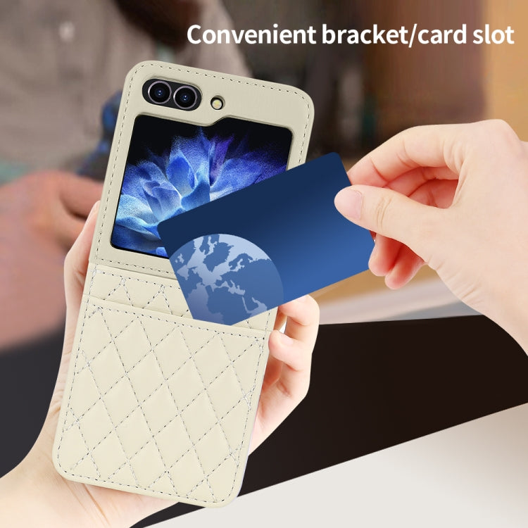 EDA006978902E_3.jpg@6e3103268a557e1726b439aacbbde7b7